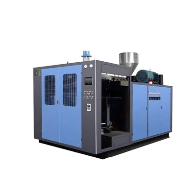 Care este sistemul de alimentare al unei mașini de turnare prin suflare a con...